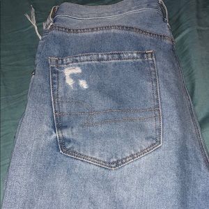 american eagle mom jeans